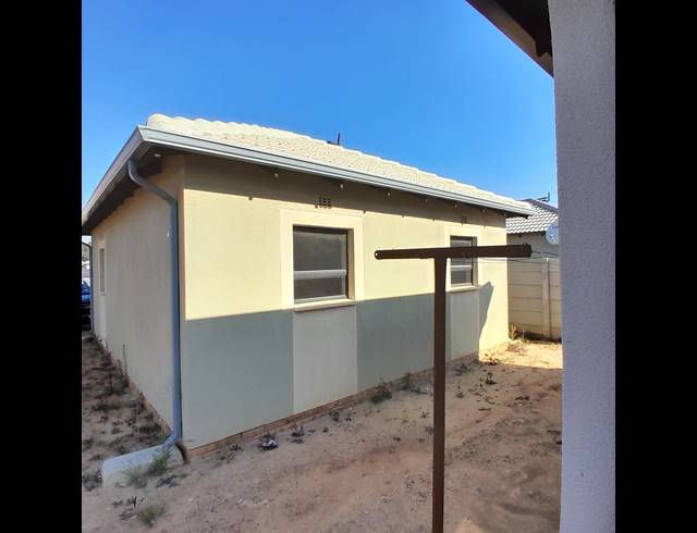 2 BEDROOM FREEHOLD FOR SALE IN NEW MODDER
